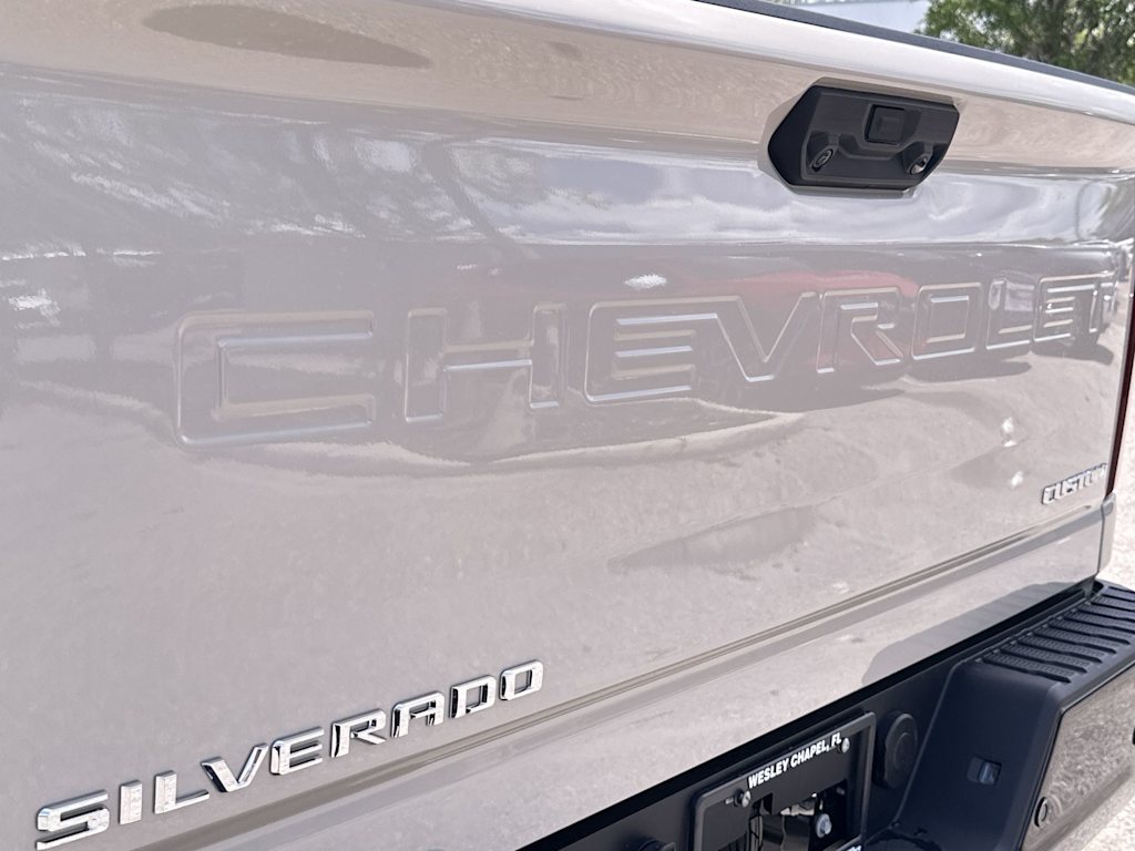 Thumbnail: 2026 Chevrolet Silverado 2500 - 7
