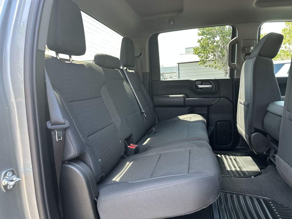 Thumbnail: 2026 Chevrolet Silverado 2500 - 26