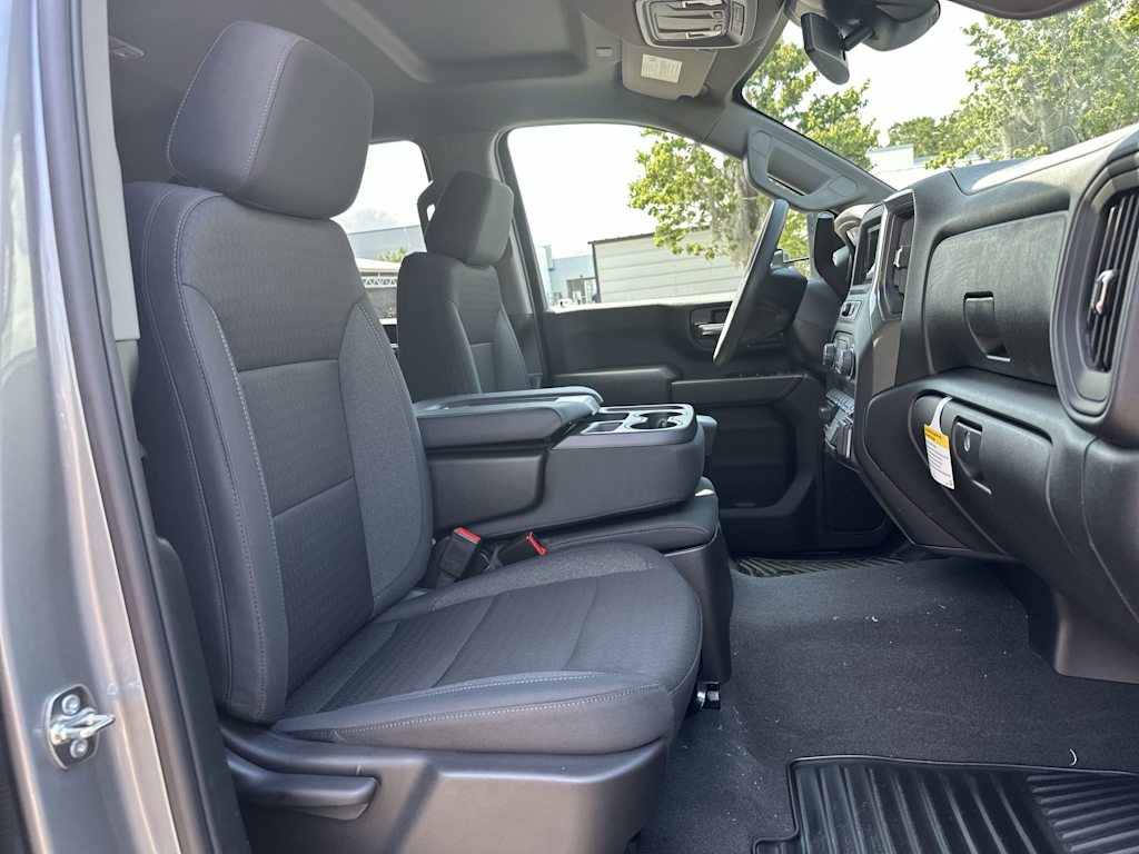 Thumbnail: 2026 Chevrolet Silverado 2500 - 11