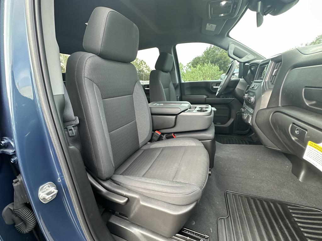 Thumbnail: 2025 Chevrolet Silverado 2500 - 25