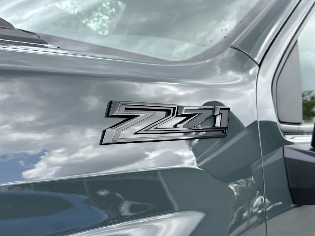 Thumbnail: 2026 Chevrolet Silverado 2500 - 20
