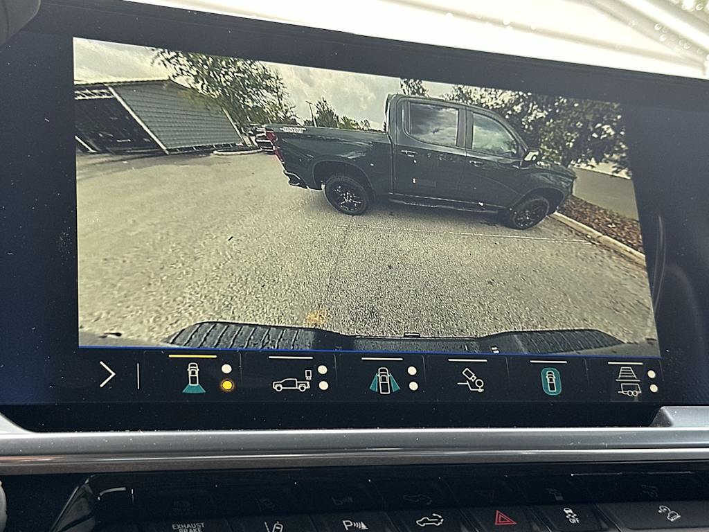 Thumbnail: 2026 Chevrolet Silverado 2500 - 14