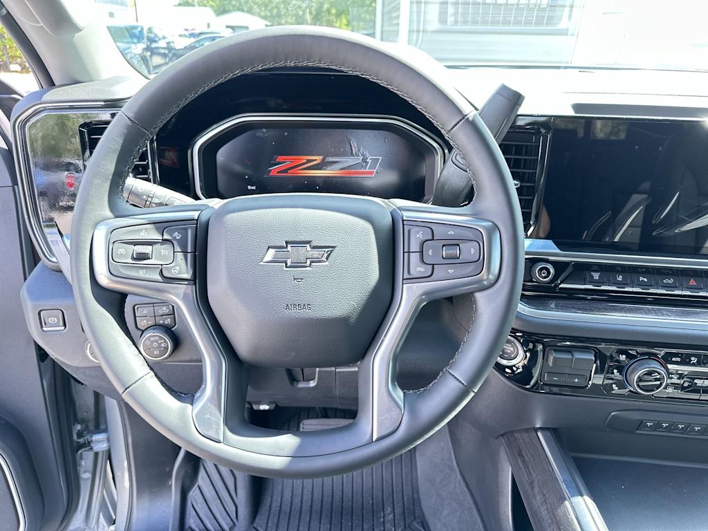 Thumbnail: 2026 Chevrolet Silverado 2500 - 10