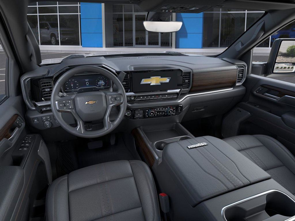 2025 Chevrolet Silverado 3500 High Country 2