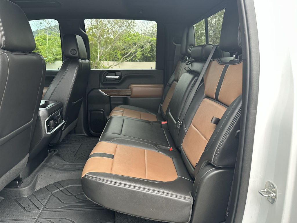 Thumbnail: 2021 Chevrolet Silverado 3500 - 24