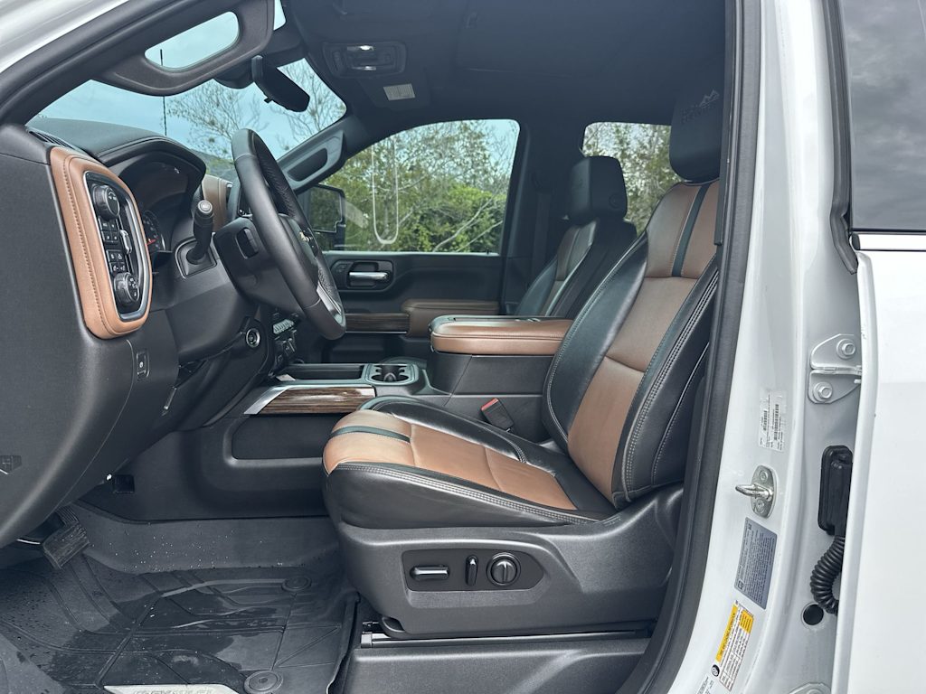 Thumbnail: 2021 Chevrolet Silverado 3500 - 11