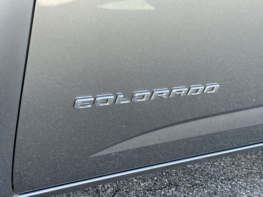 Thumbnail: 2022 Chevrolet Colorado - 23