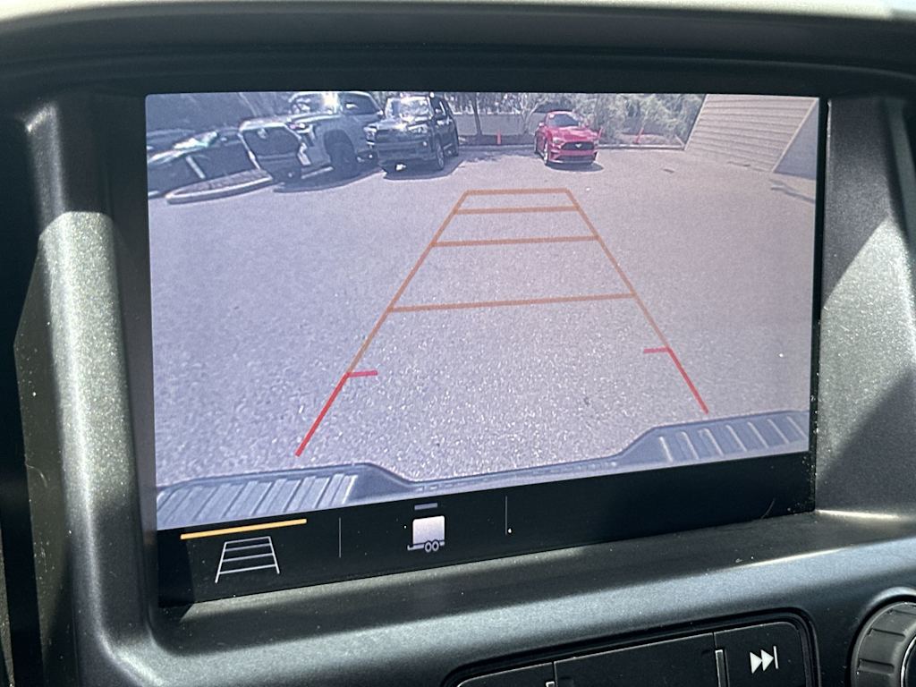 Thumbnail: 2019 Chevrolet Colorado - 14