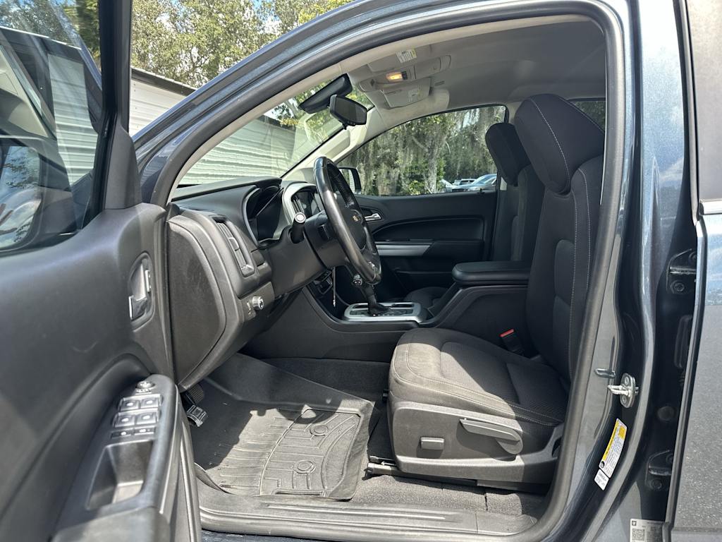 Thumbnail: 2019 Chevrolet Colorado - 11