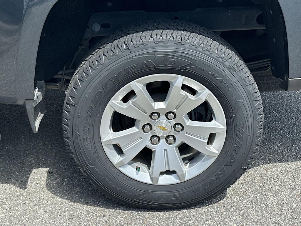 Thumbnail: 2019 Chevrolet Colorado - 8