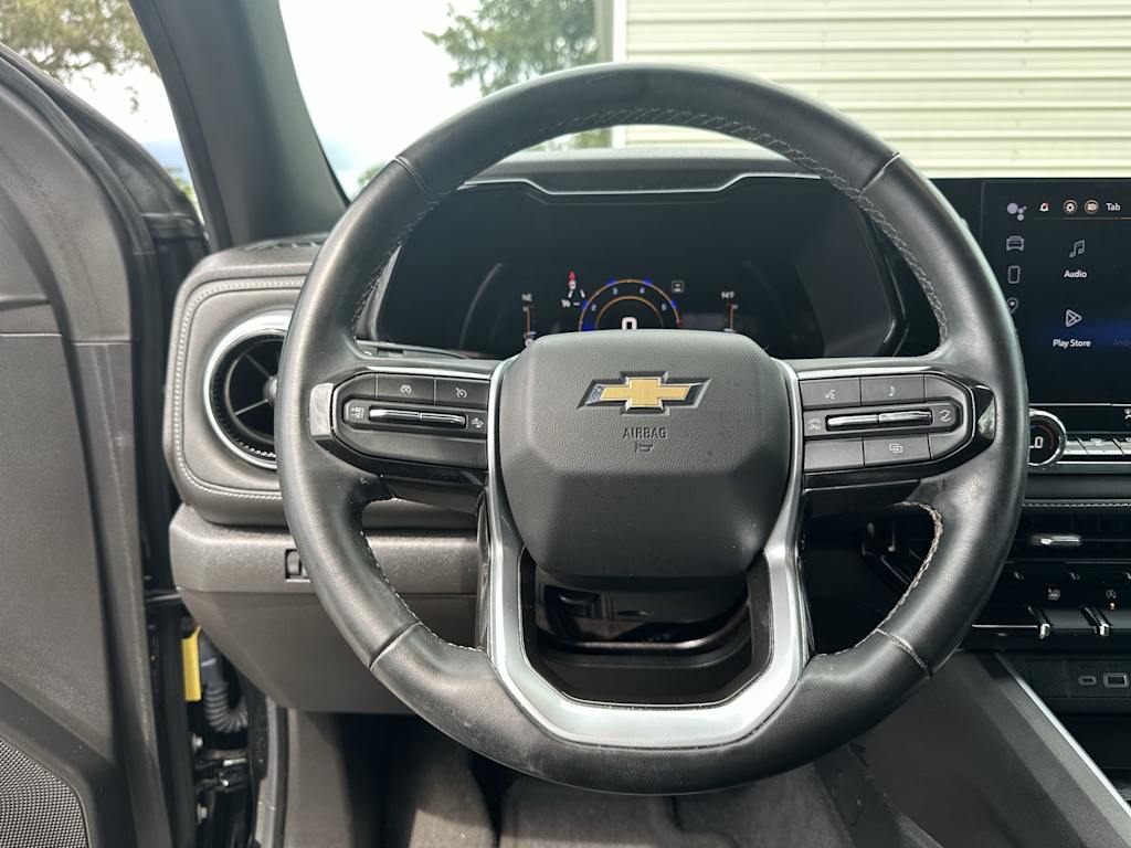 Thumbnail: 2023 Chevrolet Colorado - 9