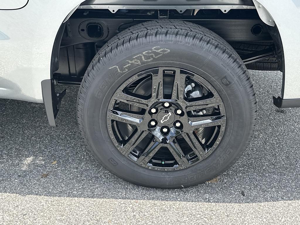 Thumbnail: 2026 Chevrolet Silverado 1500 - 8