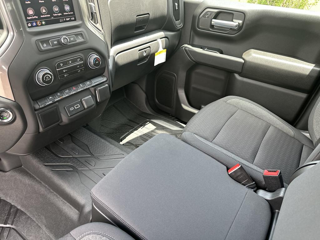 Thumbnail: 2026 Chevrolet Silverado 1500 - 26