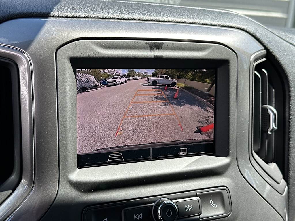 Thumbnail: 2026 Chevrolet Silverado 1500 - 26