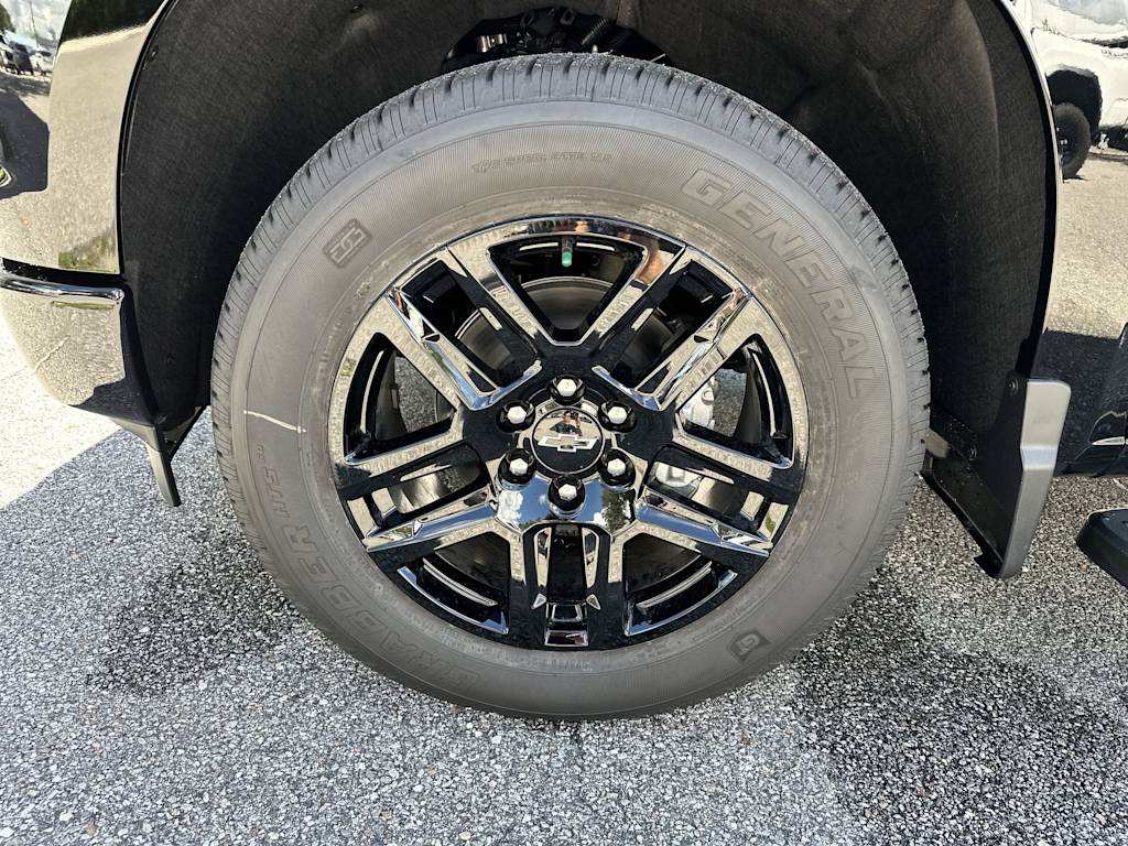Thumbnail: 2026 Chevrolet Silverado 1500 - 8