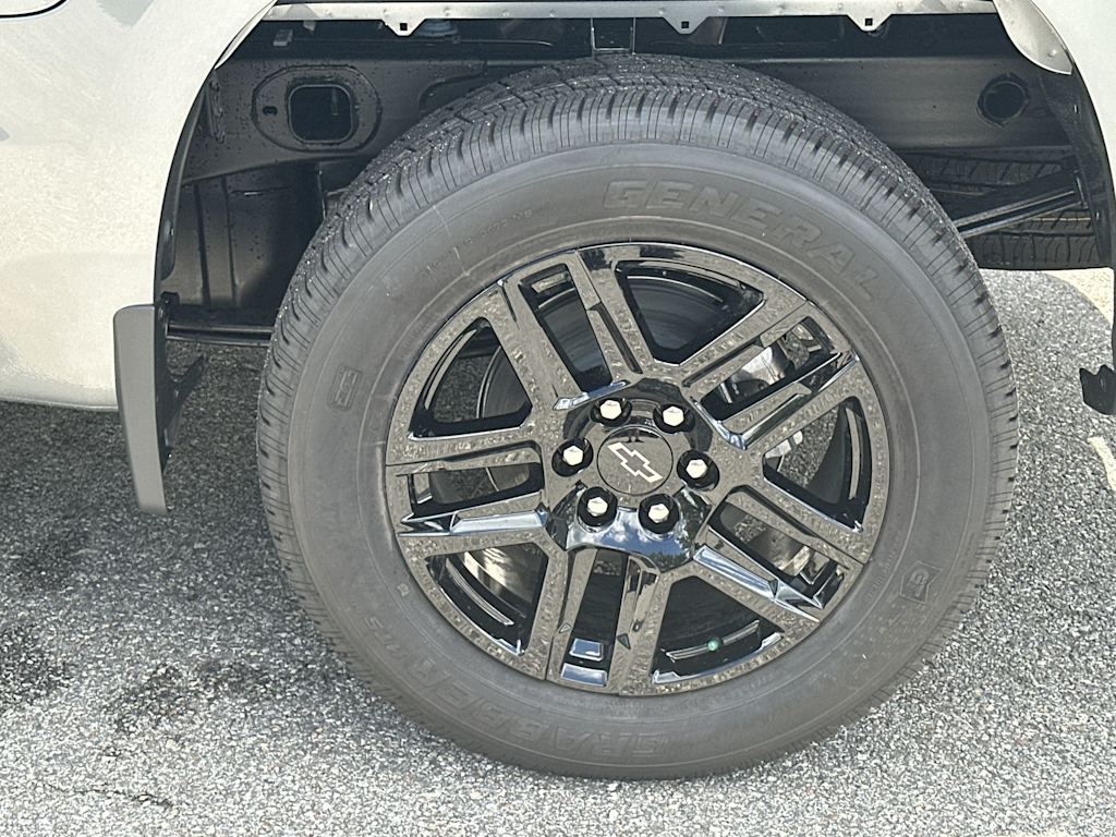 Thumbnail: 2026 Chevrolet Silverado 1500 - 7