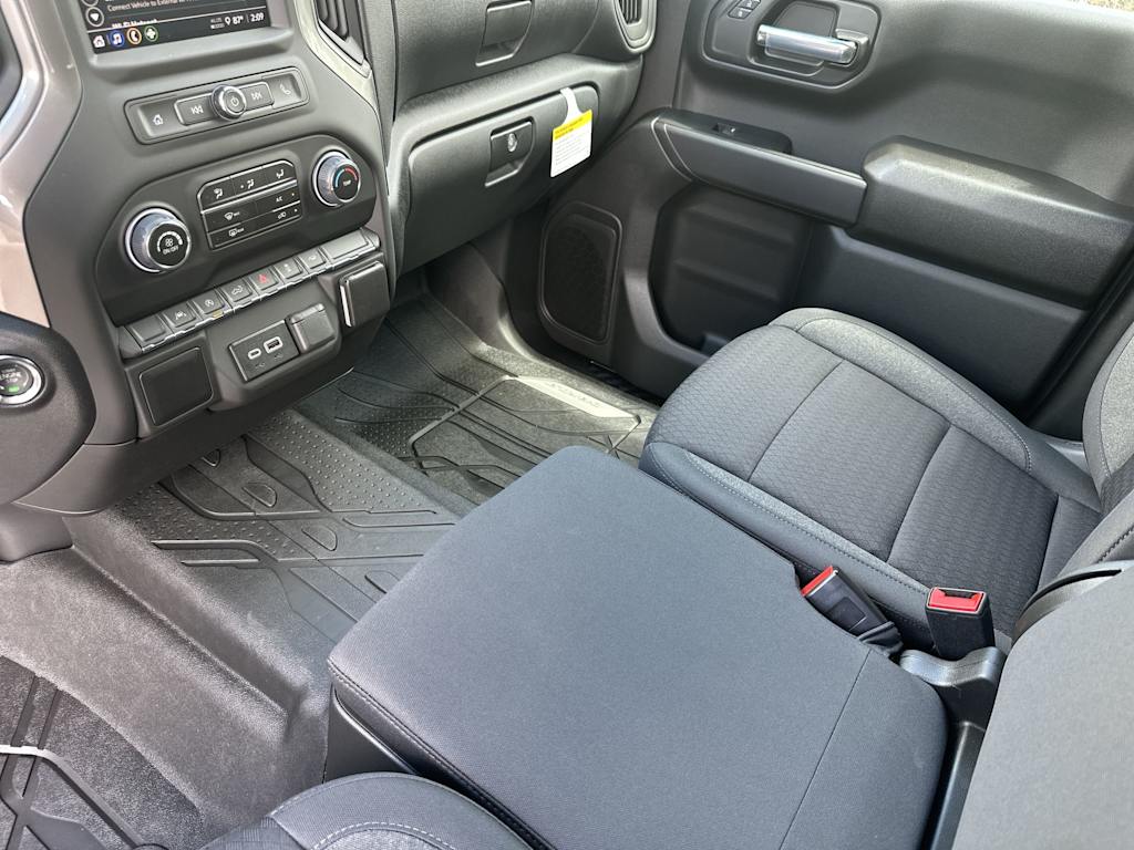 Thumbnail: 2026 Chevrolet Silverado 1500 - 26