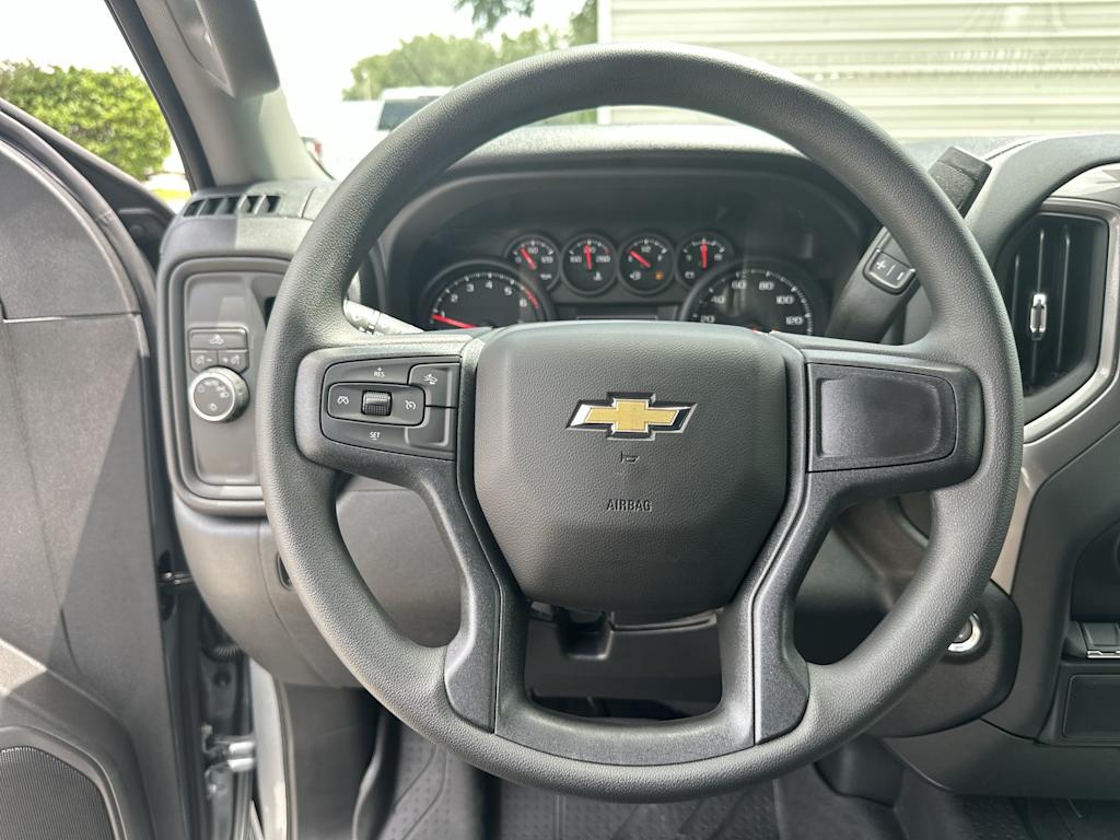 Thumbnail: 2026 Chevrolet Silverado 1500 - 10