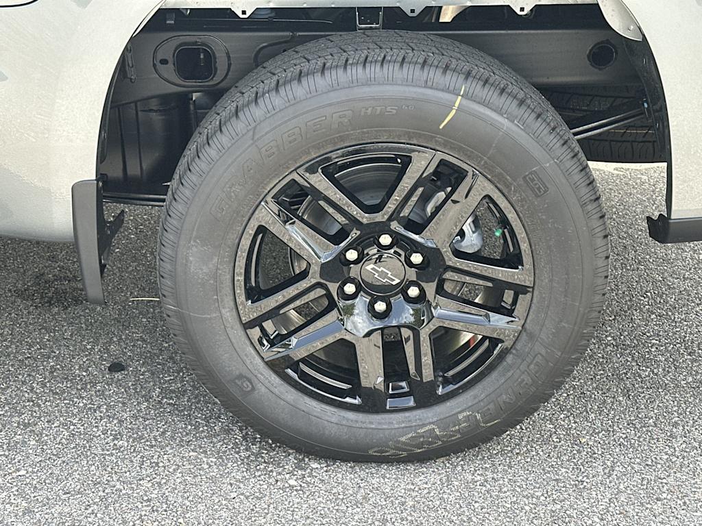 Thumbnail: 2026 Chevrolet Silverado 1500 - 8
