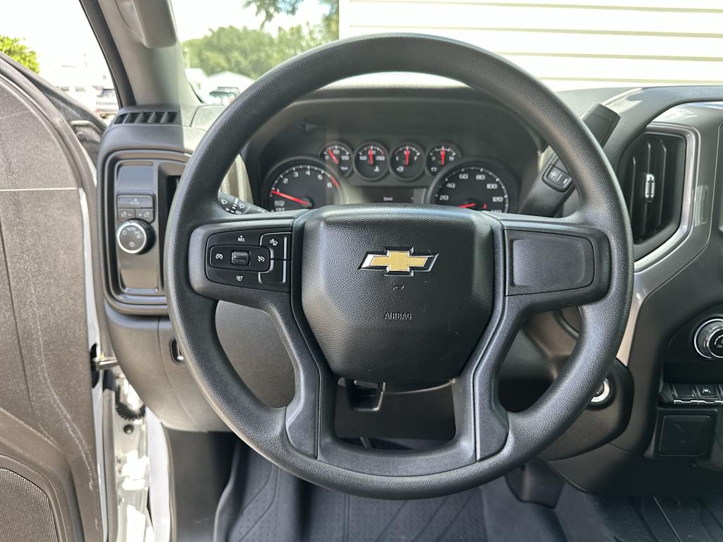 Thumbnail: 2025 Chevrolet Silverado 1500 - 10