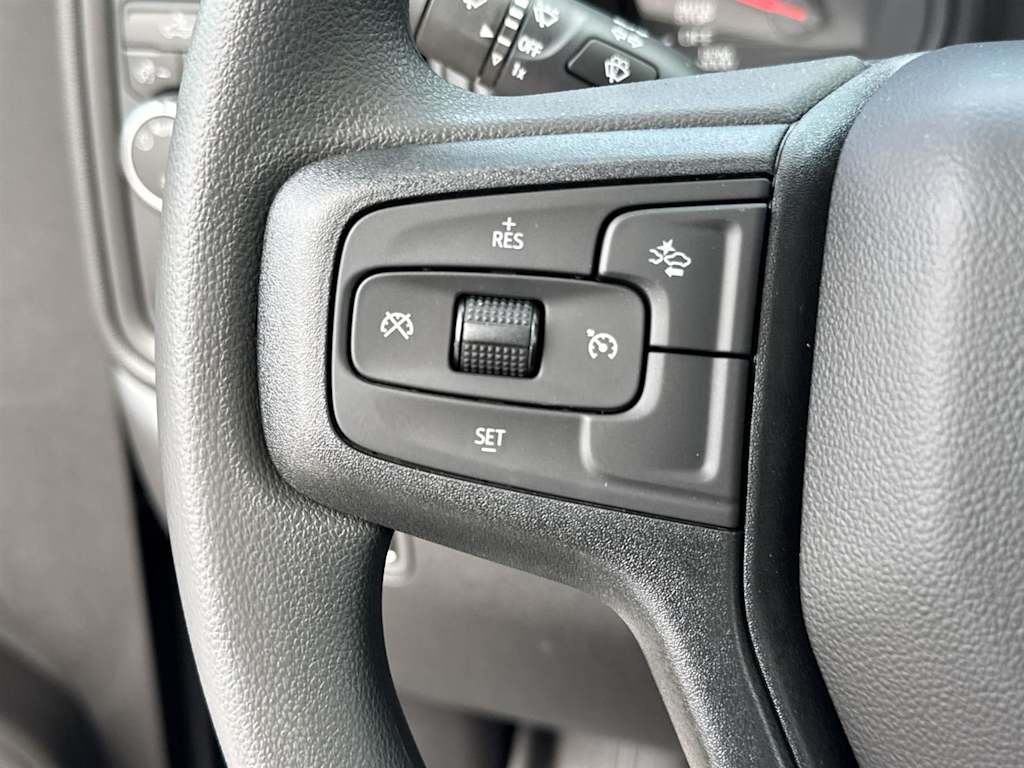 2025 Chevrolet Silverado 1500 Custom 30