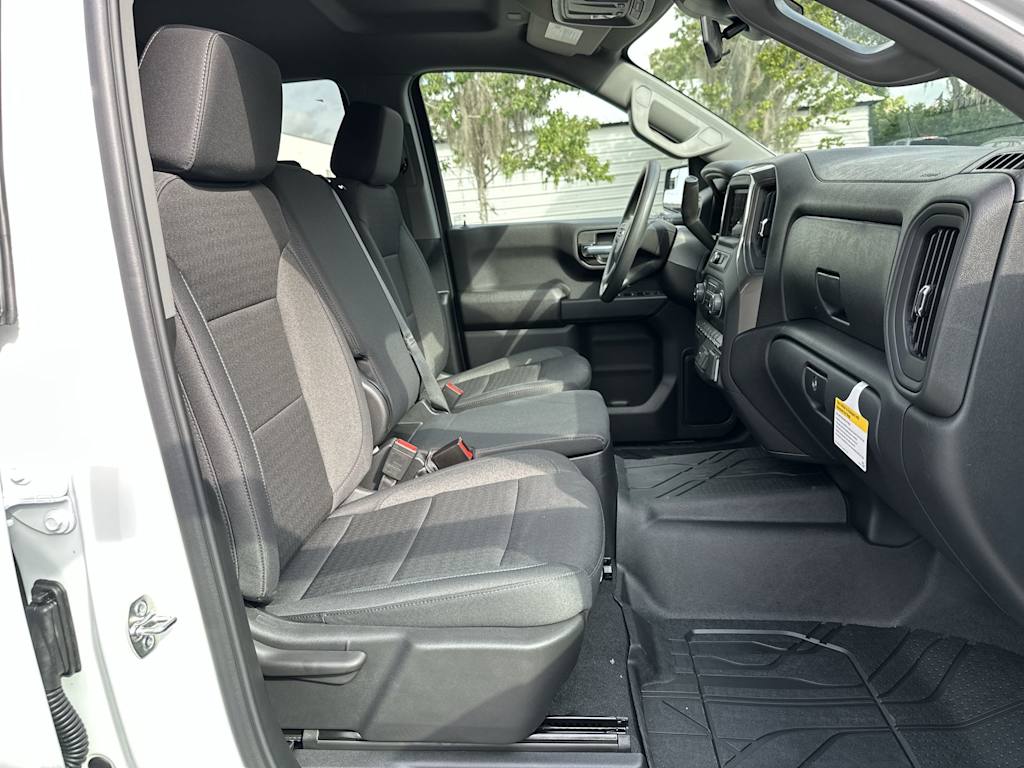 Thumbnail: 2026 Chevrolet Silverado 1500 - 25