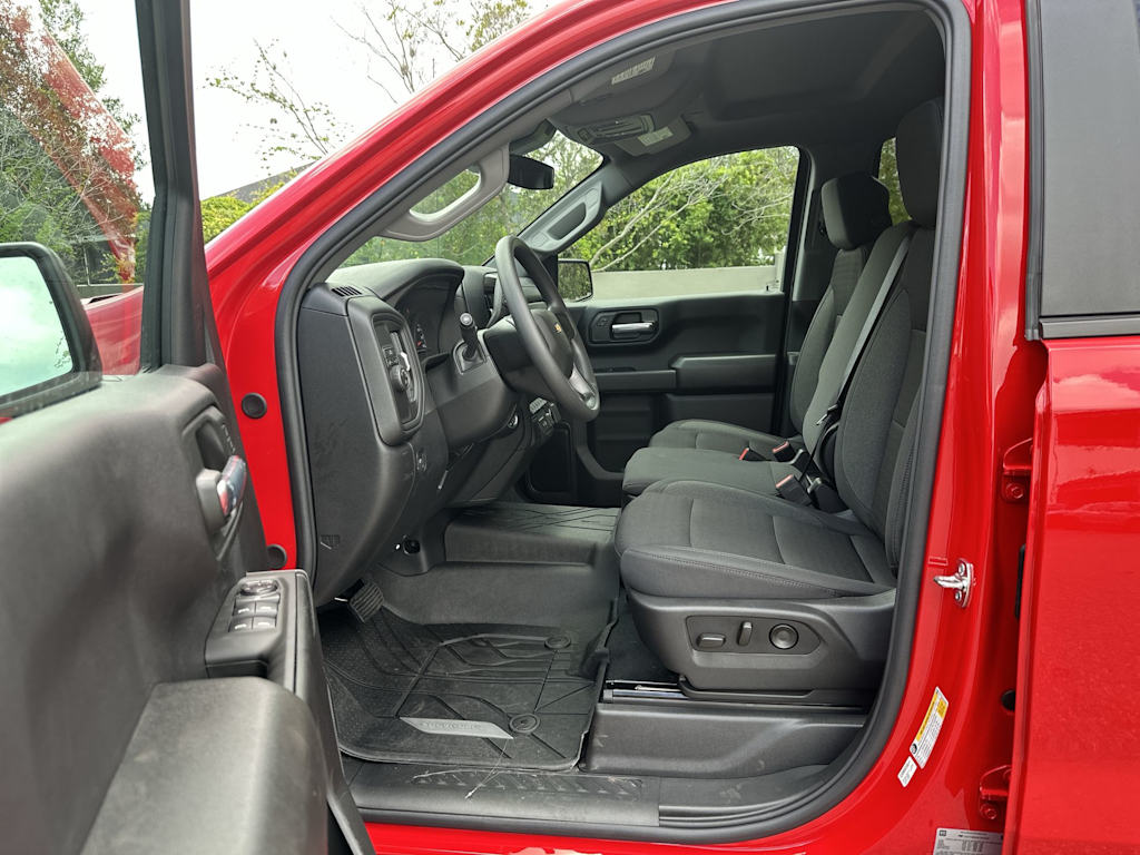 Thumbnail: 2026 Chevrolet Silverado 1500 - 11