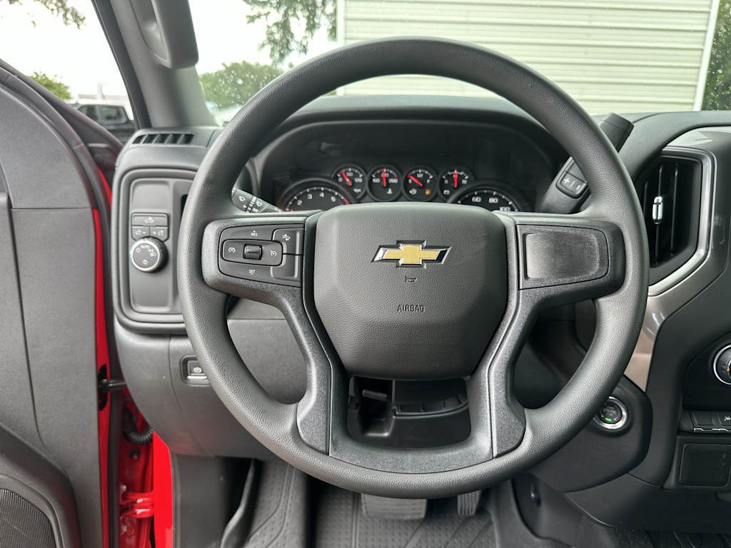 Thumbnail: 2026 Chevrolet Silverado 1500 - 10