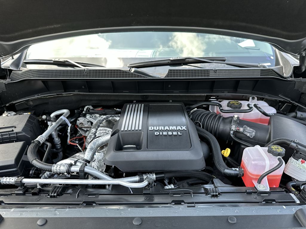Thumbnail: 2026 Chevrolet Silverado 1500 - 9