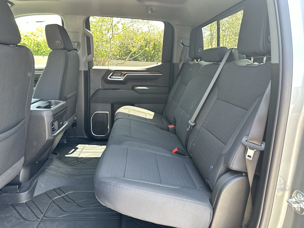 Thumbnail: 2026 Chevrolet Silverado 1500 - 24