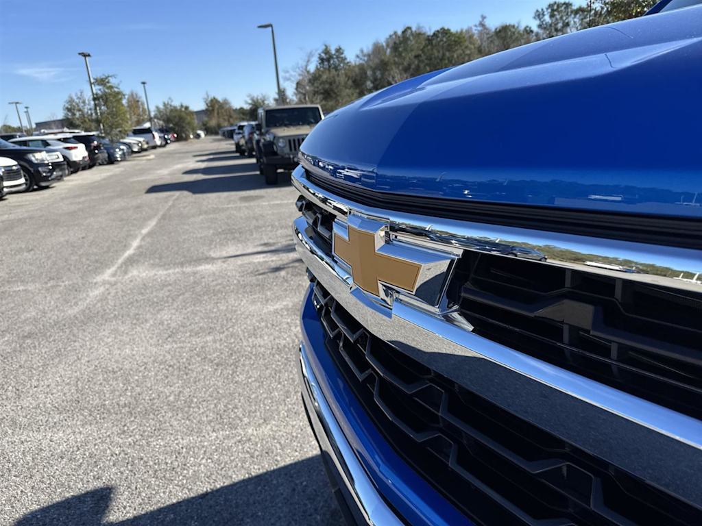 2025 Chevrolet Silverado 1500 LT 7