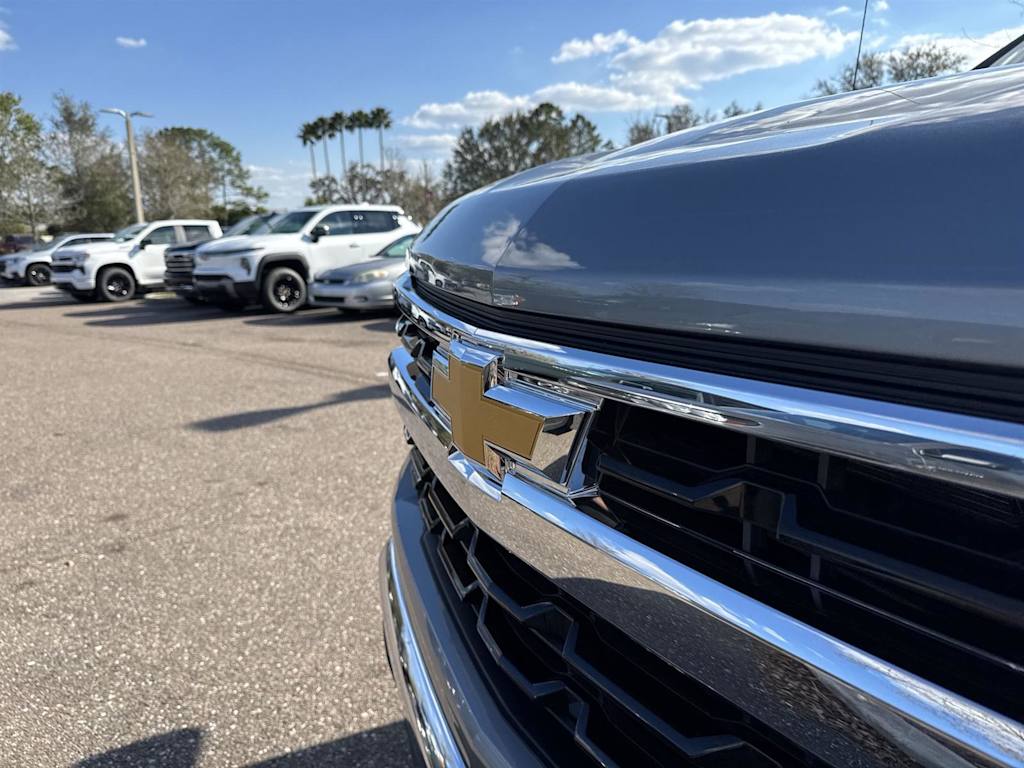 2025 Chevrolet Silverado 1500 LT 7