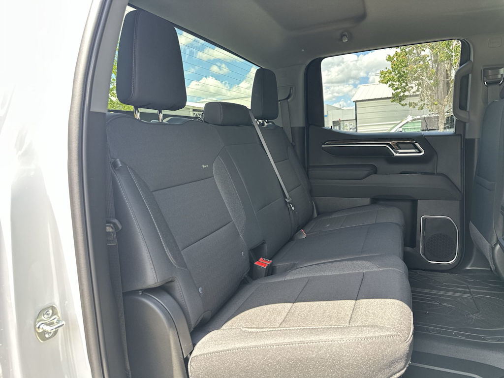 Thumbnail: 2026 Chevrolet Silverado 1500 - 25