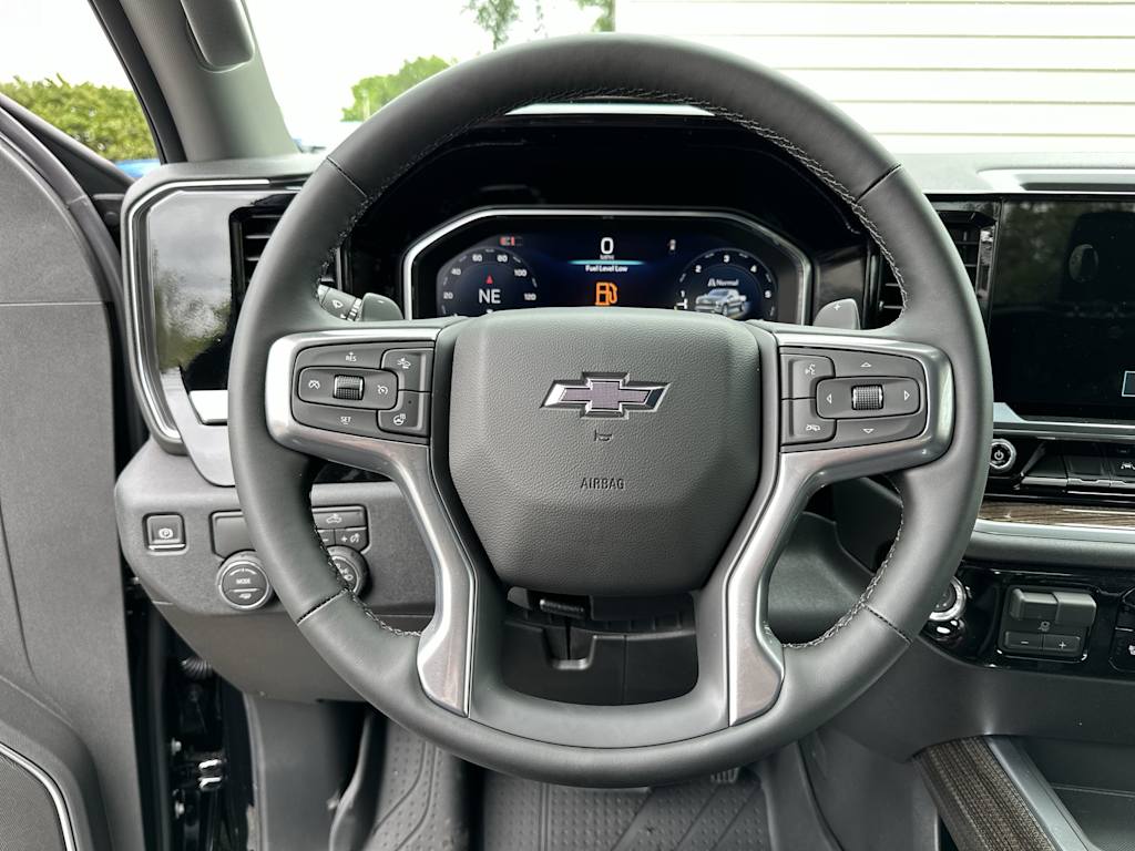 Thumbnail: 2026 Chevrolet Silverado 1500 - 8