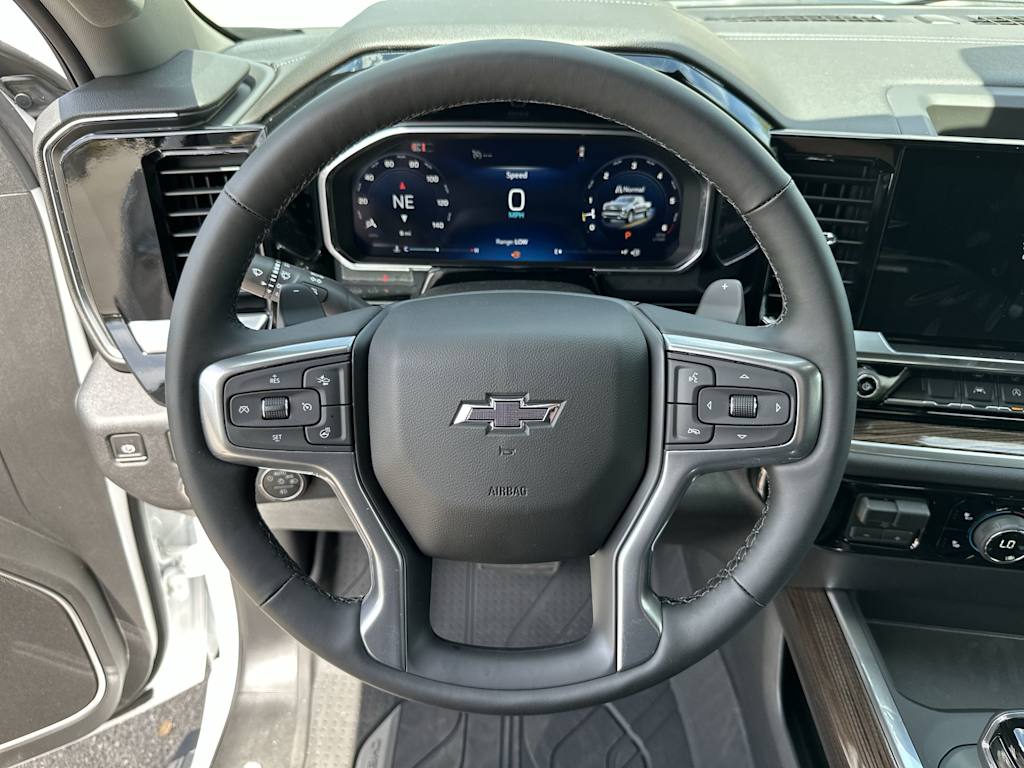 Thumbnail: 2026 Chevrolet Silverado 1500 - 10