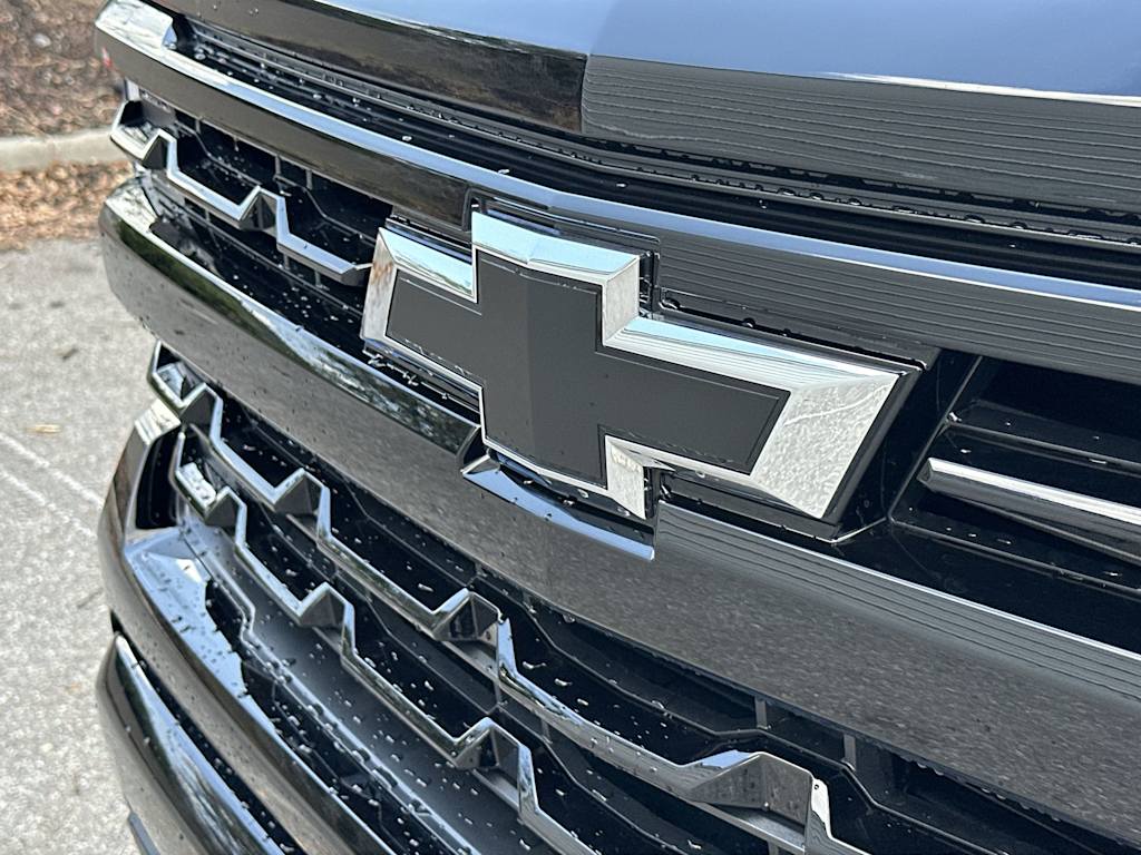 Thumbnail: 2026 Chevrolet Silverado 1500 - 6