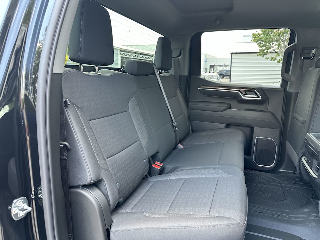 Thumbnail: 2026 Chevrolet Silverado 1500 - 25