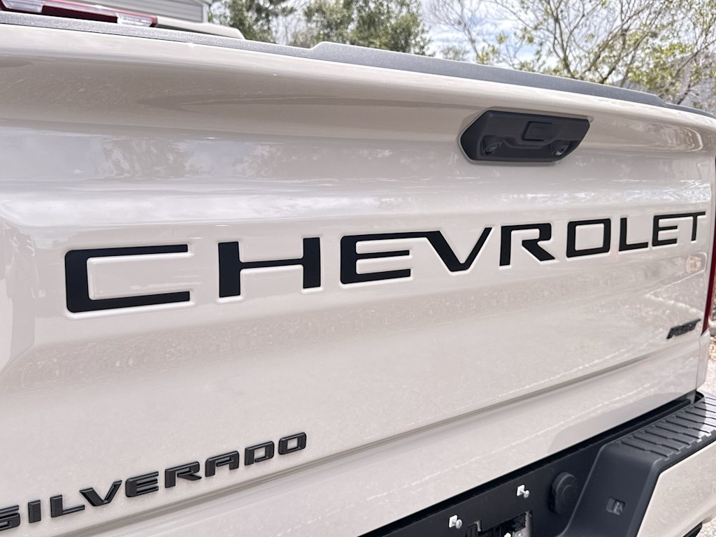 Thumbnail: 2026 Chevrolet Silverado 1500 - 7