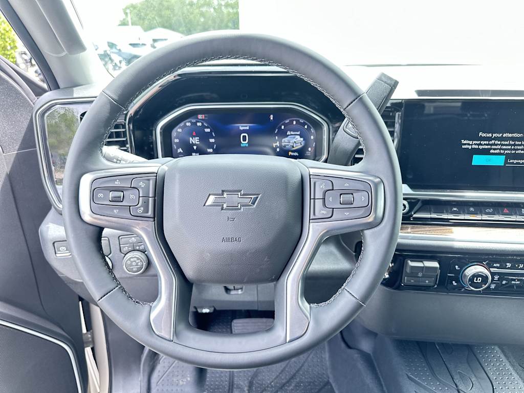 Thumbnail: 2026 Chevrolet Silverado 1500 - 10
