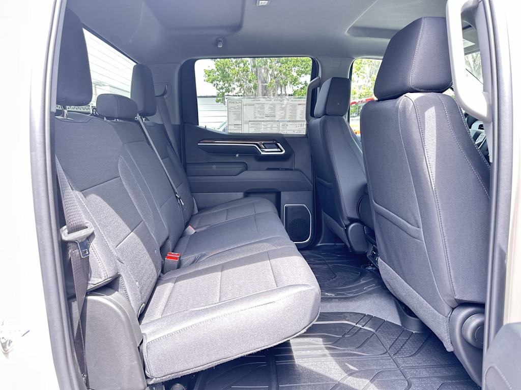 Thumbnail: 2026 Chevrolet Silverado 1500 - 25