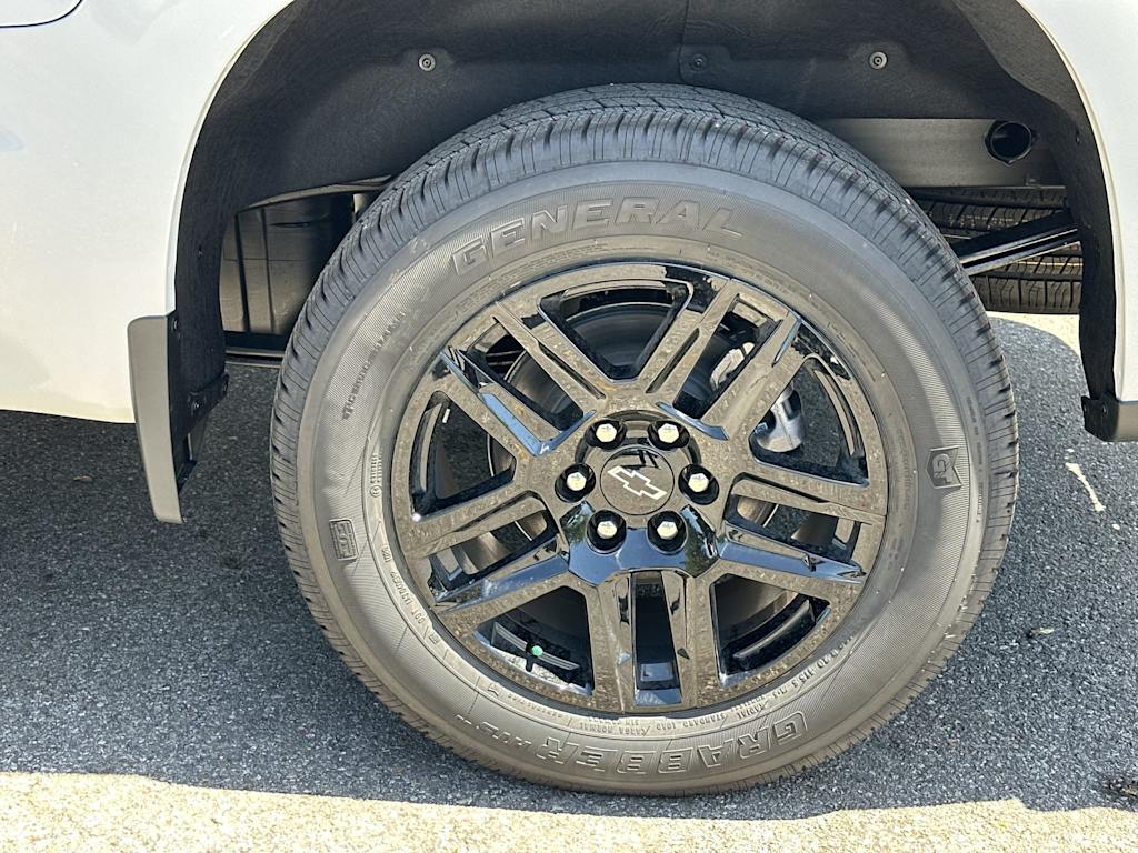 Thumbnail: 2026 Chevrolet Silverado 1500 - 7