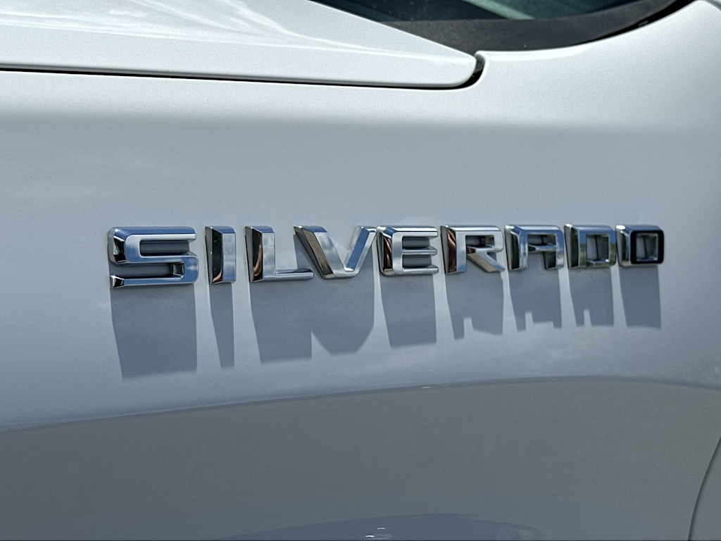 Thumbnail: 2023 Chevrolet Silverado 1500 - 23