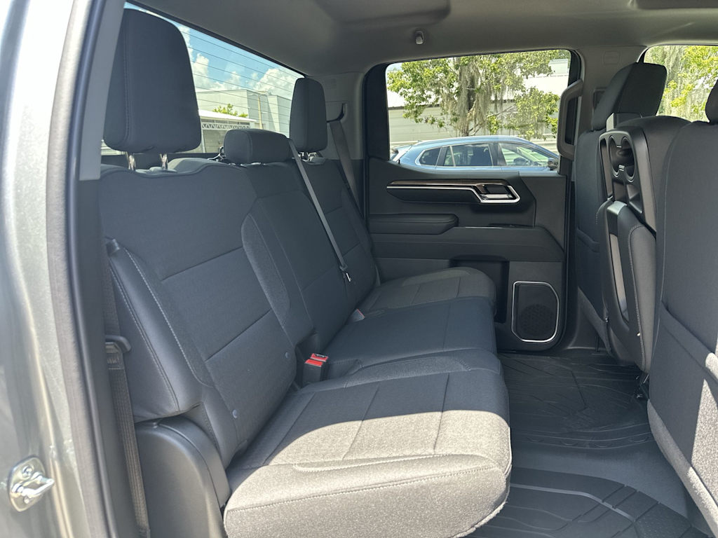 Thumbnail: 2026 Chevrolet Silverado 1500 - 24