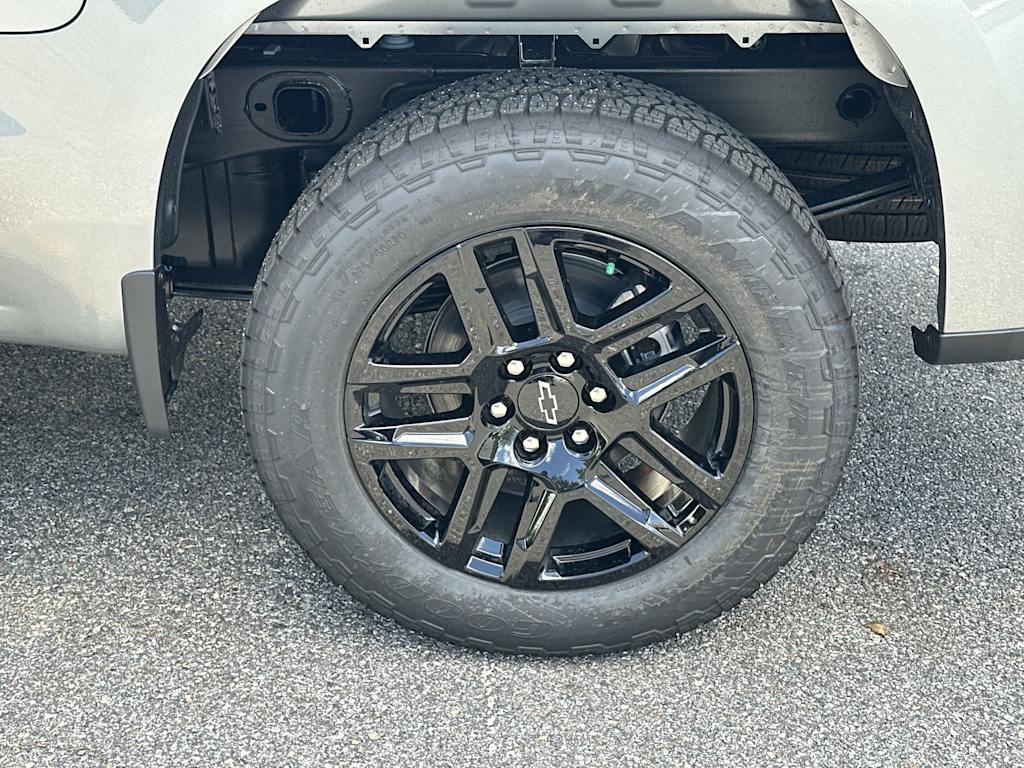 Thumbnail: 2026 Chevrolet Silverado 1500 - 8
