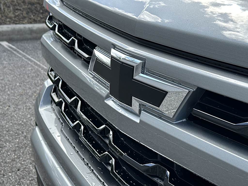 Thumbnail: 2026 Chevrolet Silverado 1500 - 6
