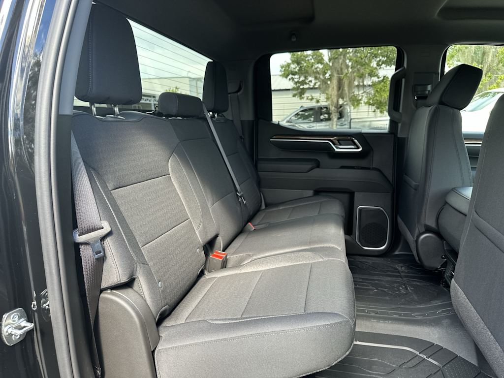 Thumbnail: 2026 Chevrolet Silverado 1500 - 24