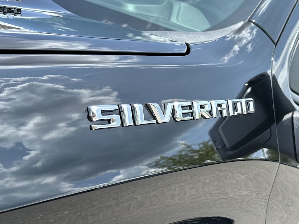 Thumbnail: 2026 Chevrolet Silverado 1500 - 23