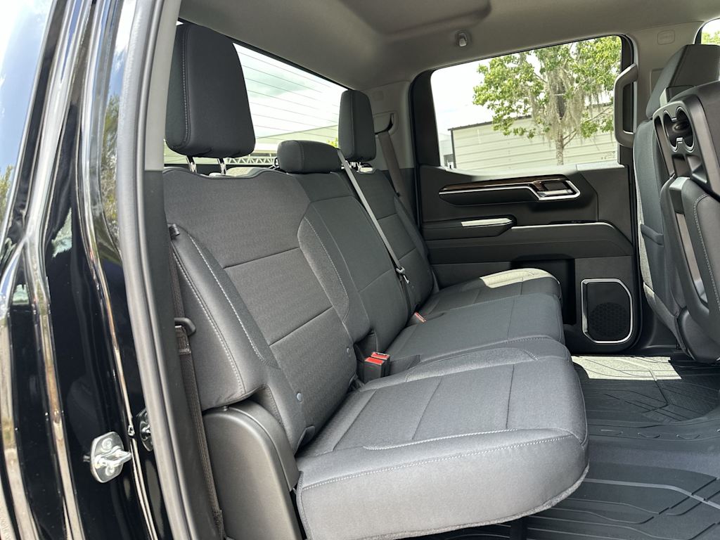 Thumbnail: 2026 Chevrolet Silverado 1500 - 25
