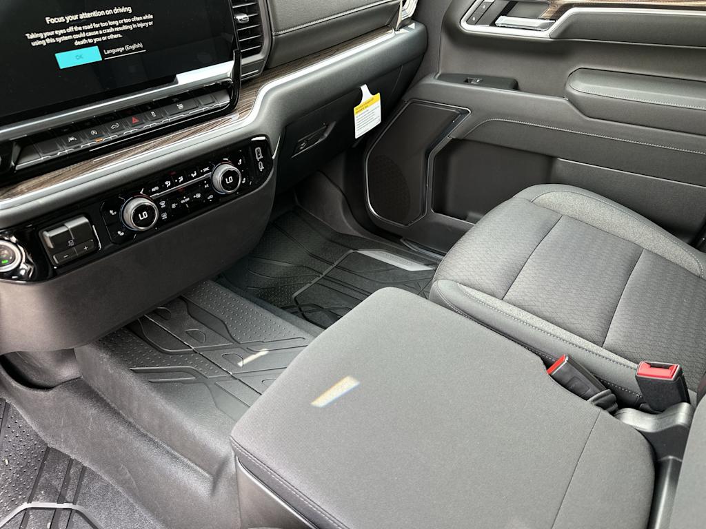 Thumbnail: 2026 Chevrolet Silverado 1500 - 14
