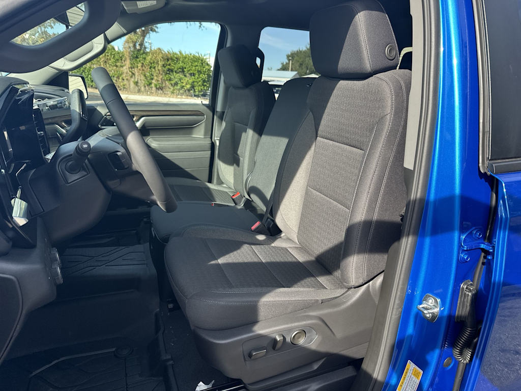 Thumbnail: 2026 Chevrolet Silverado 1500 - 12